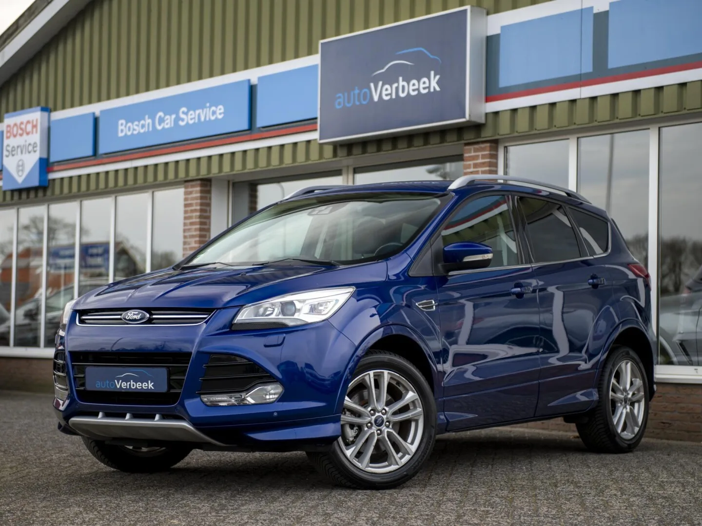 Ford Kuga (2015) — foto 1