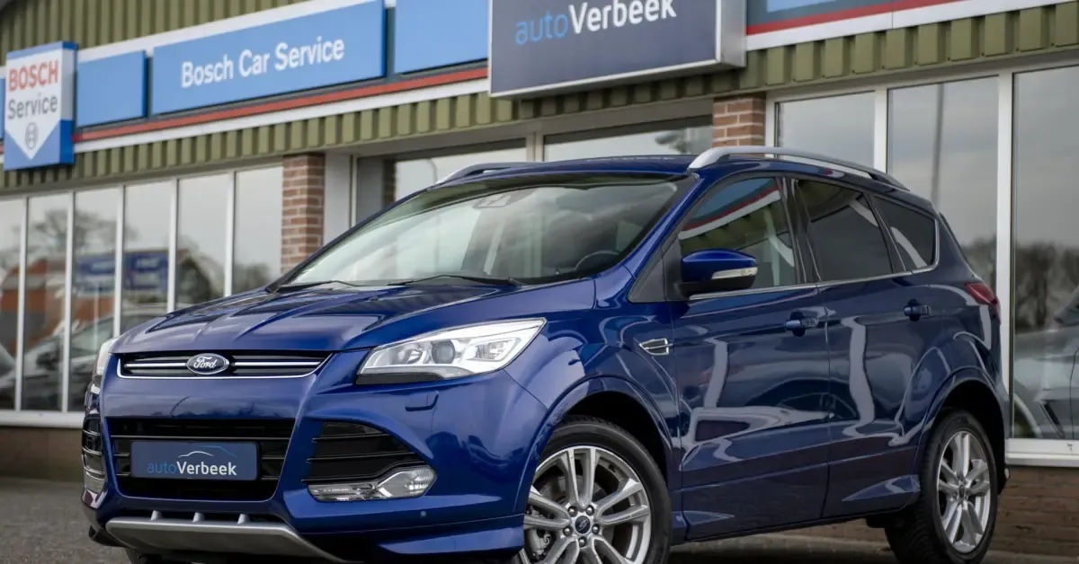Ford Kuga (2015) — foto 1