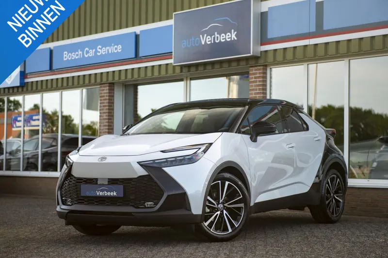 Toyota C-HR (2024)