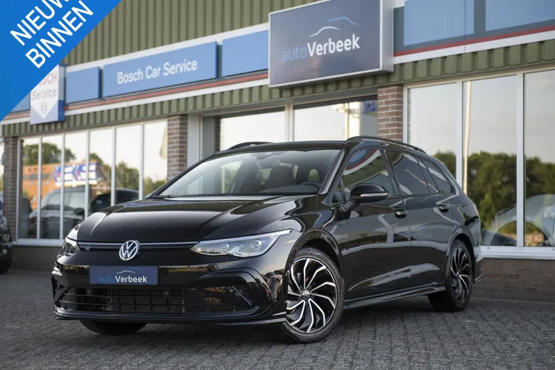 Volkswagen Golf (2022)