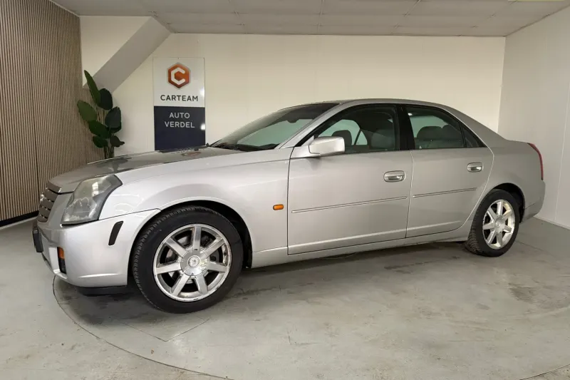 Cadillac CTS (2005)