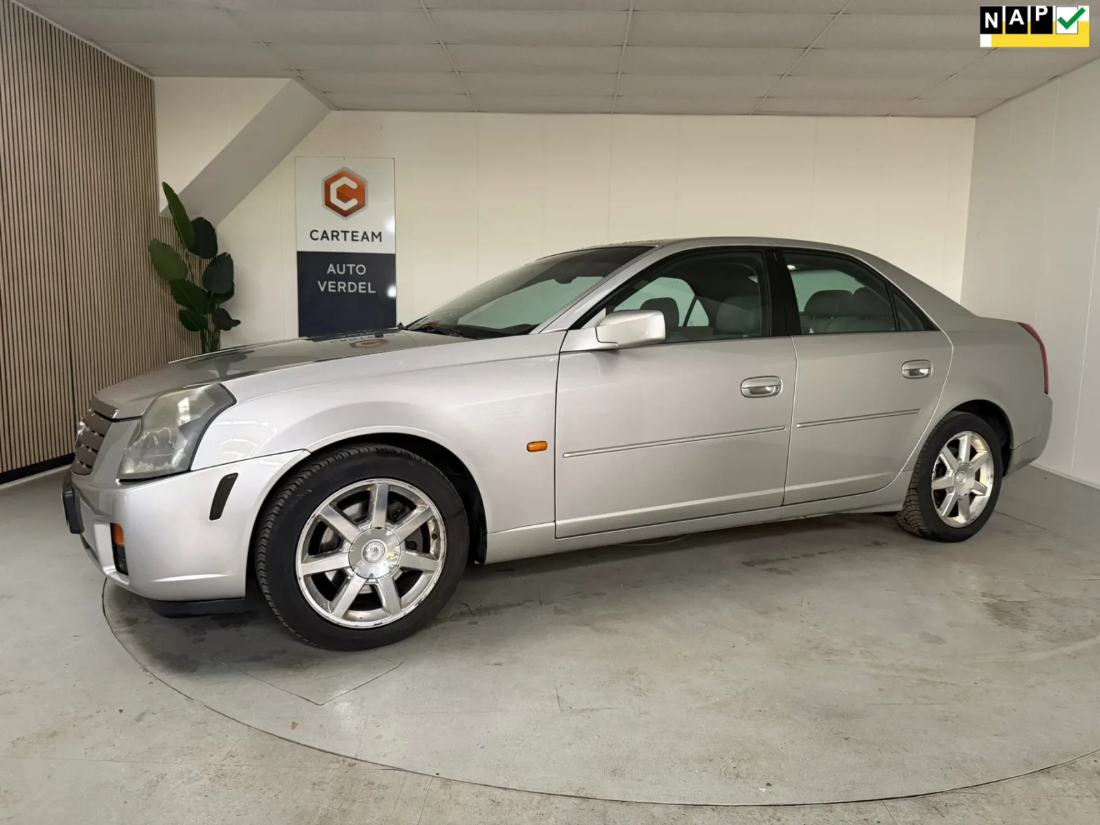 Cadillac CTS (2005) — foto 1
