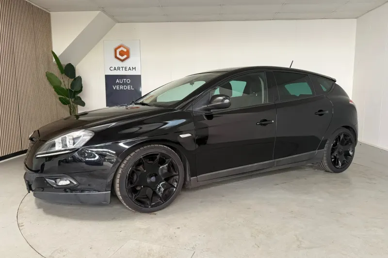 Lancia Delta (2011)