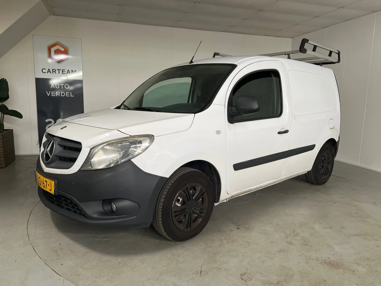 Mercedes-Benz Citan (2015) — foto 1