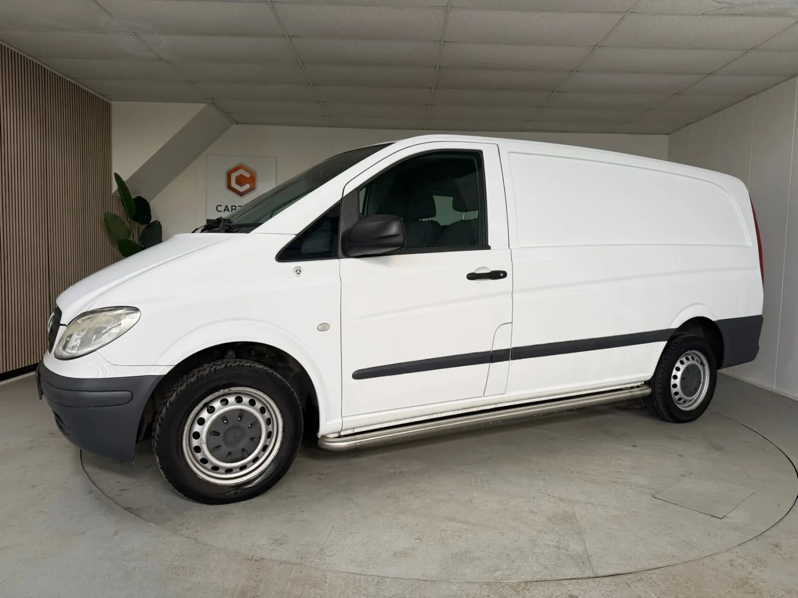 Mercedes-Benz Vito (2010) — foto 1