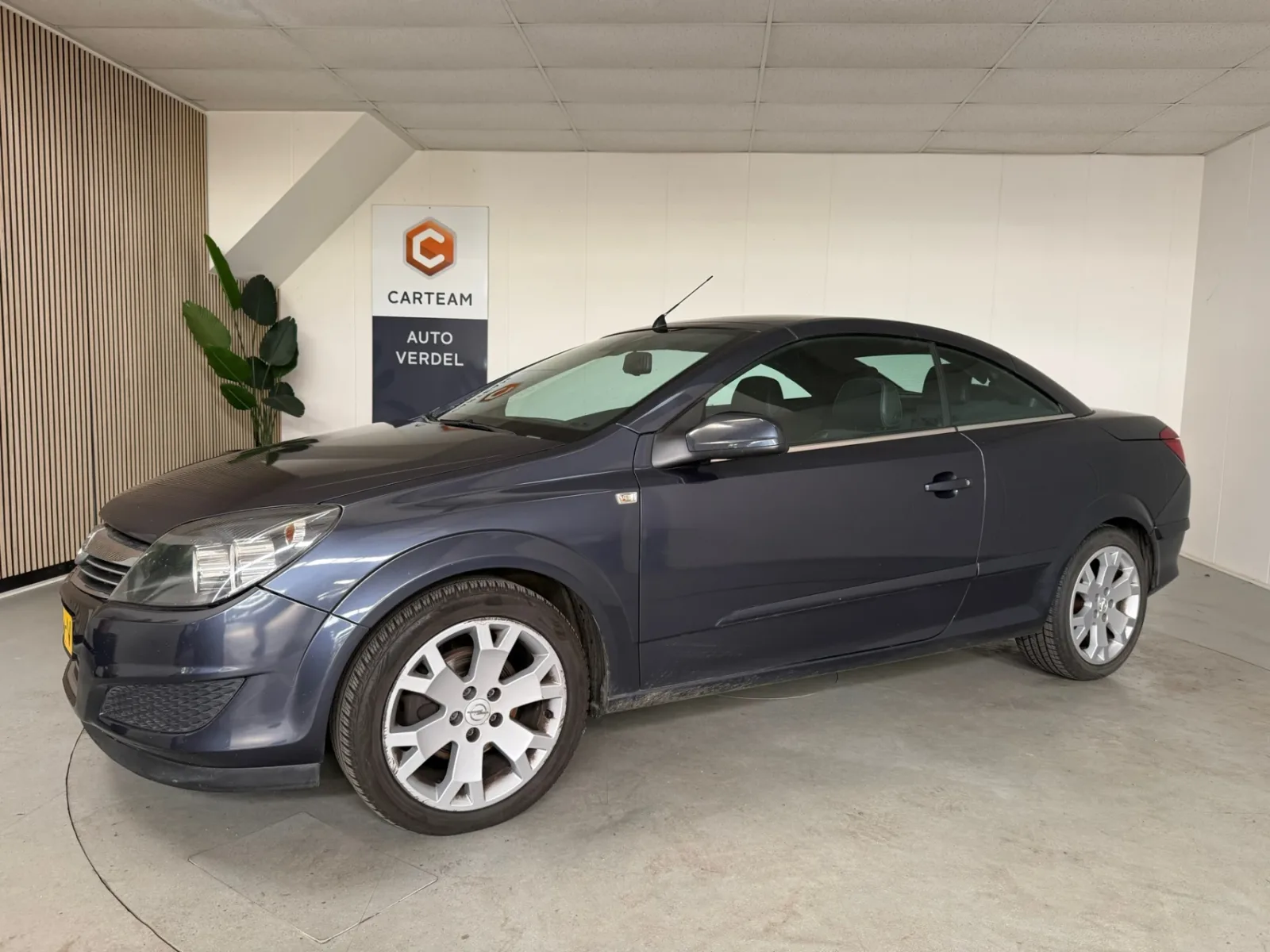 Opel Astra (2007) — foto 1
