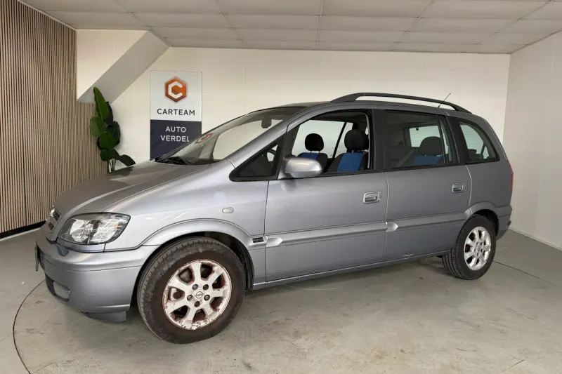 Opel Zafira (2004)