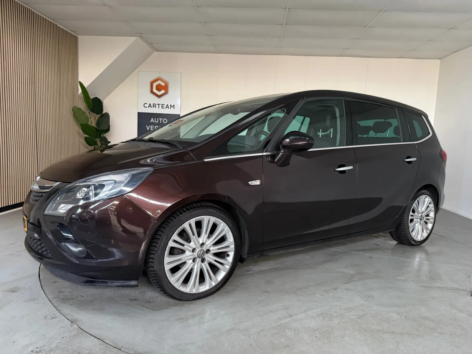Opel Zafira (2012) — foto 1