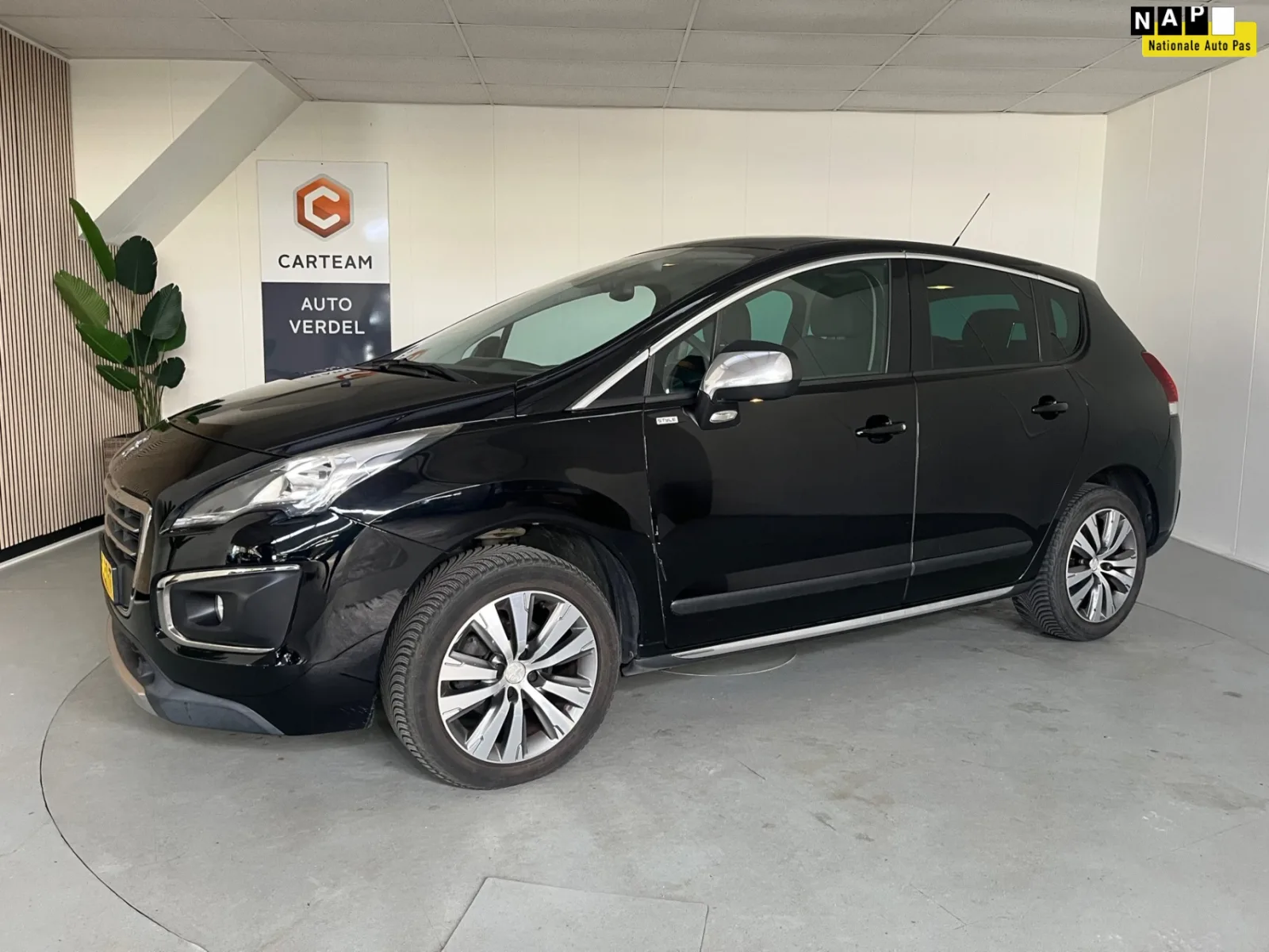 Peugeot 3008 (2016) — foto 1