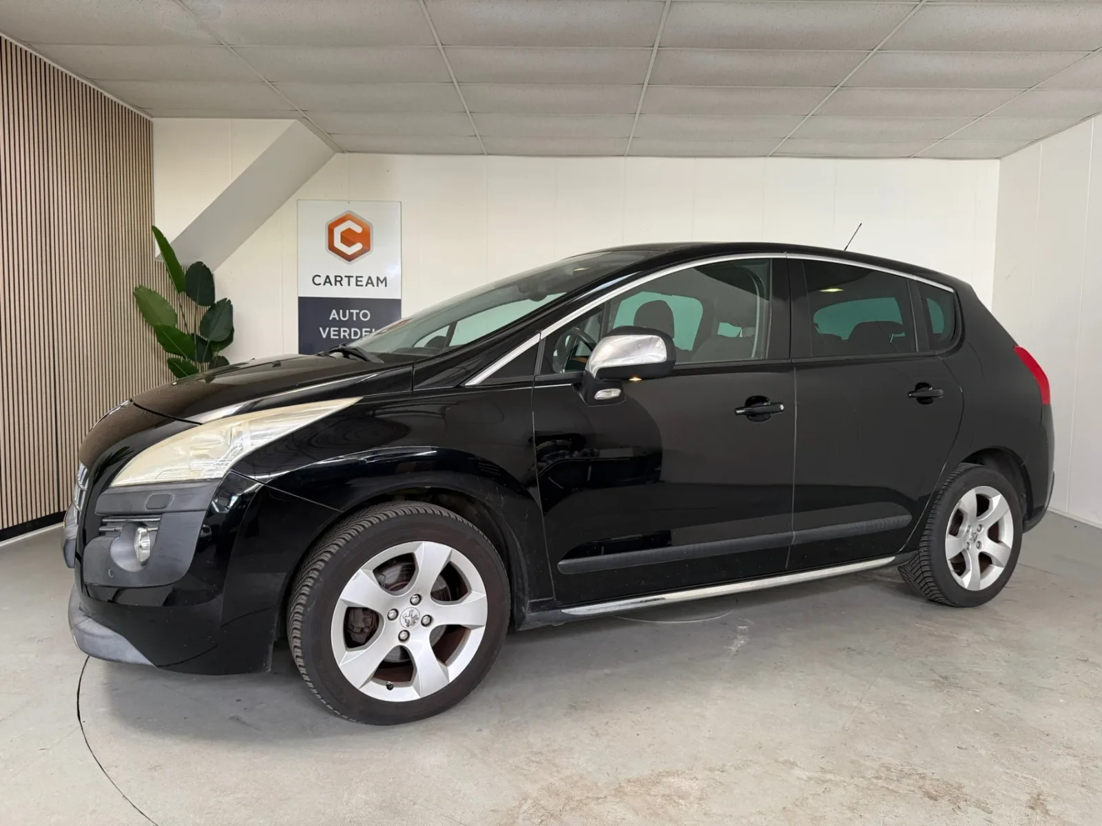 Peugeot 3008 (2010) — foto 1