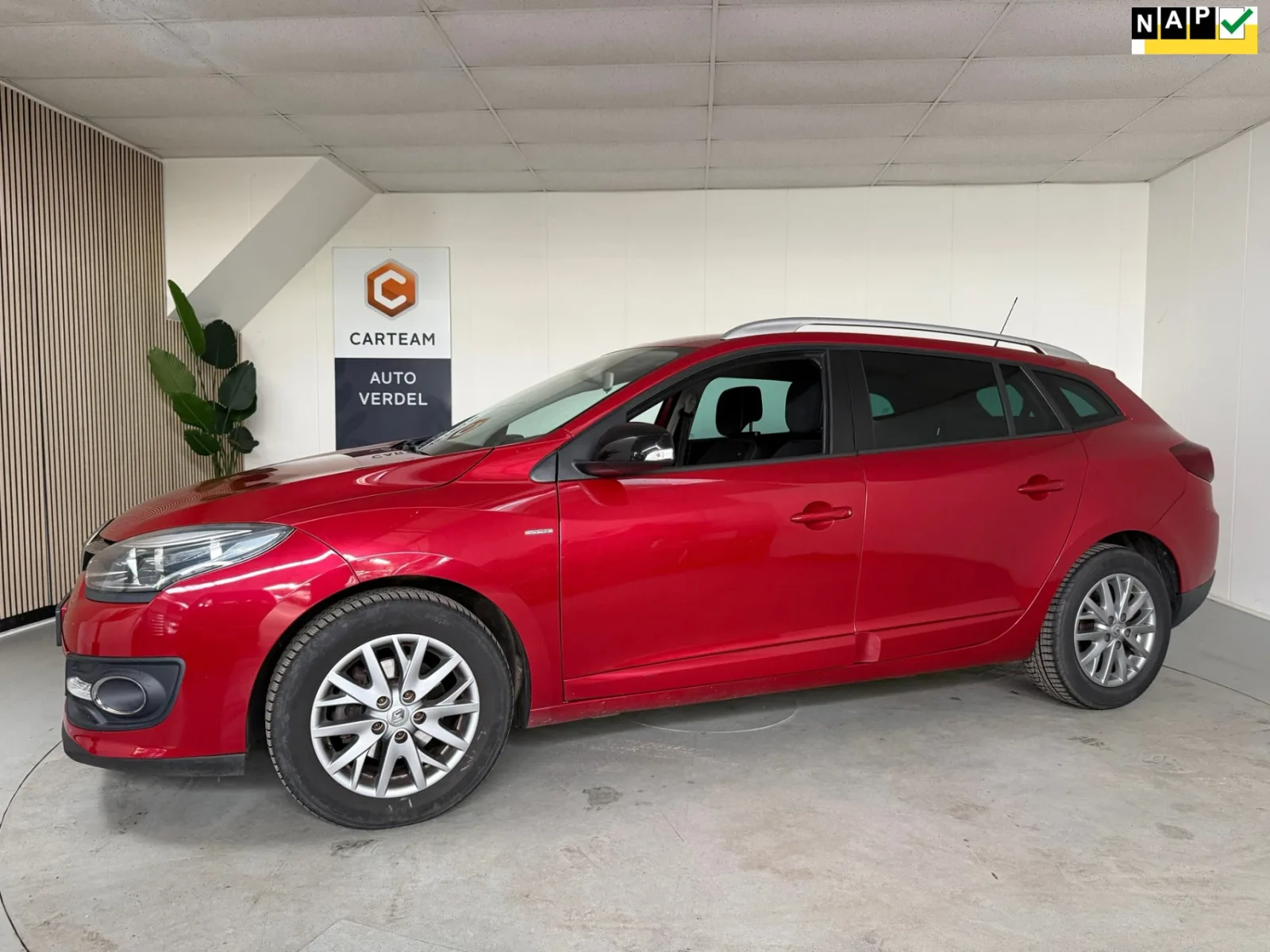 Renault Mégane (2014) — foto 1