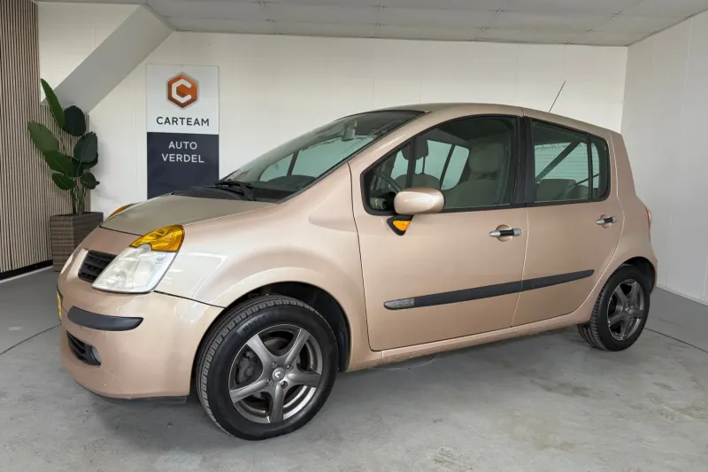 Renault Modus (2005)