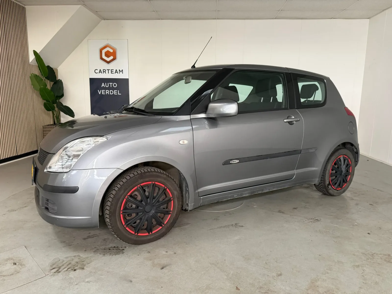 Suzuki Swift (2006) — foto 1