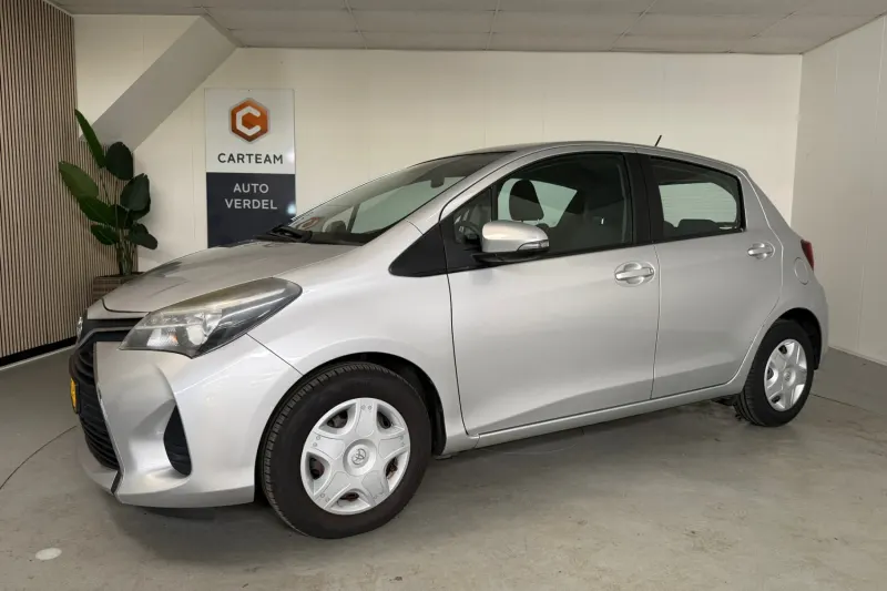 Toyota Yaris (2015)