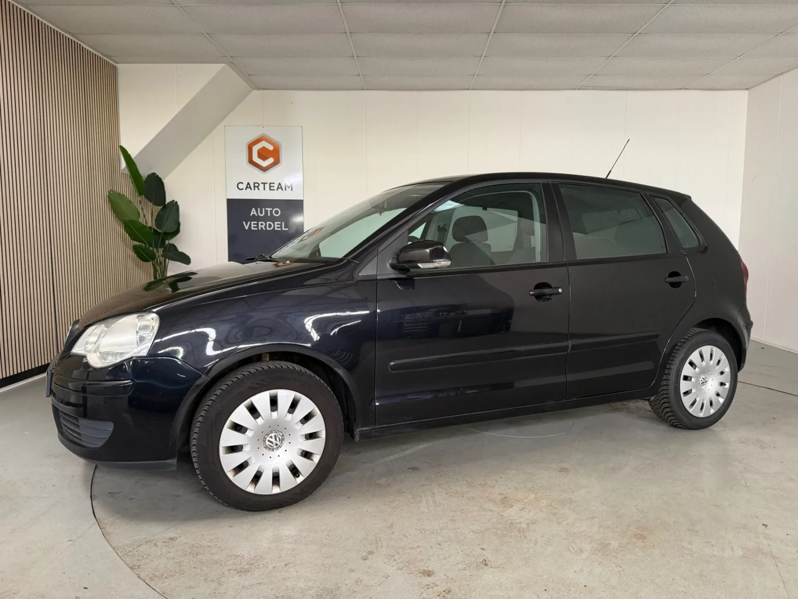 Volkswagen Polo (2008) — foto 1