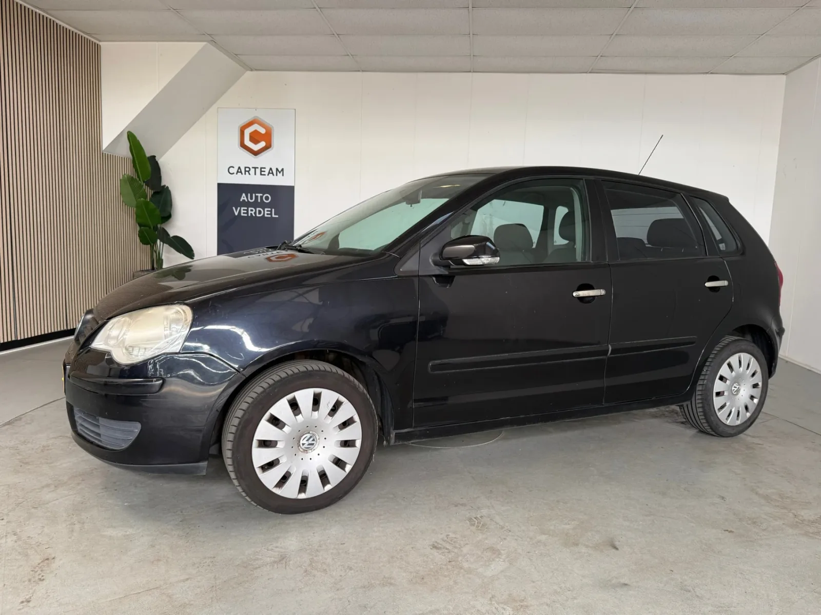 Volkswagen Polo (2008) — foto 1
