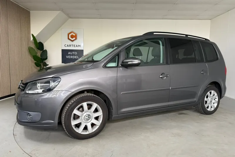 Volkswagen Touran (2012)