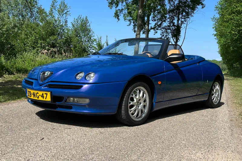 Alfa Romeo Spider (1999)