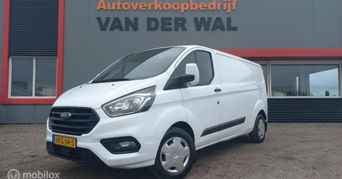 Ford Transit (2021) — foto 1