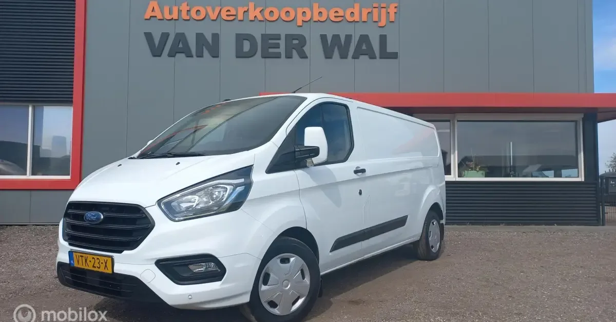 Ford Transit Custom (2023) — foto 1