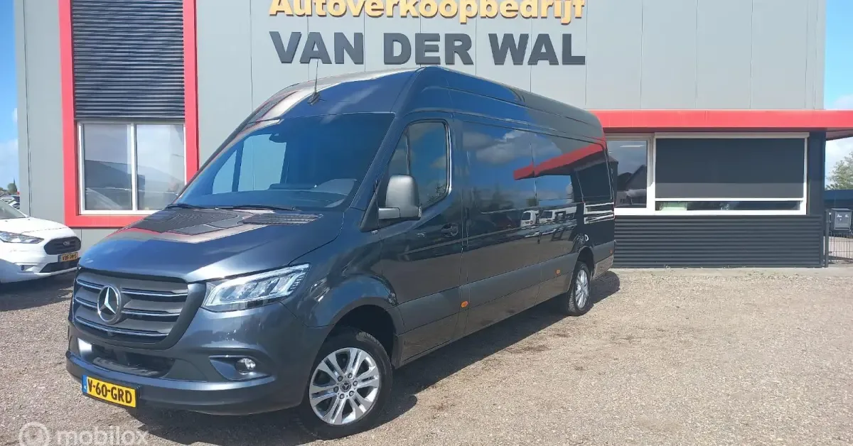 Mercedes-Benz Sprinter (2024) — foto 1