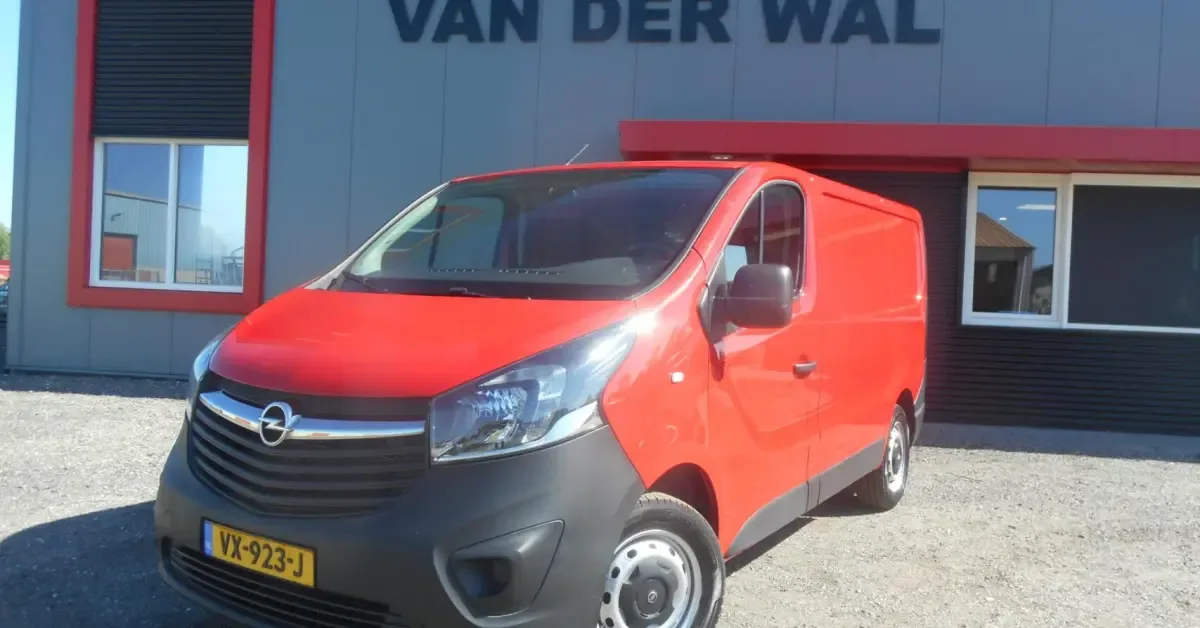 Opel Vivaro (2016) — foto 1