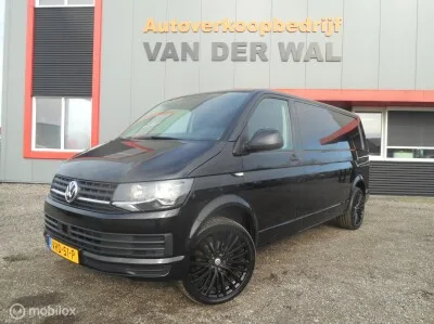 Volkswagen Transporter (2018) — foto 1