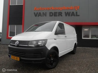 Volkswagen Transporter (2016) — foto 1