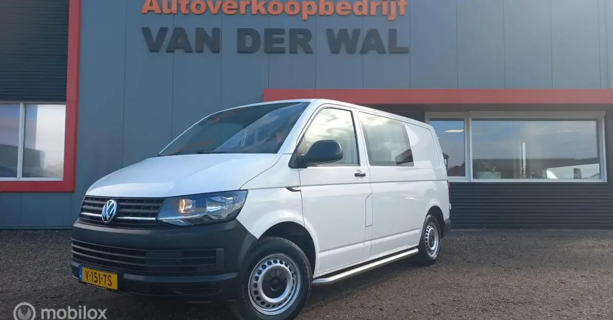 Volkswagen Transporter (2019) — foto 1