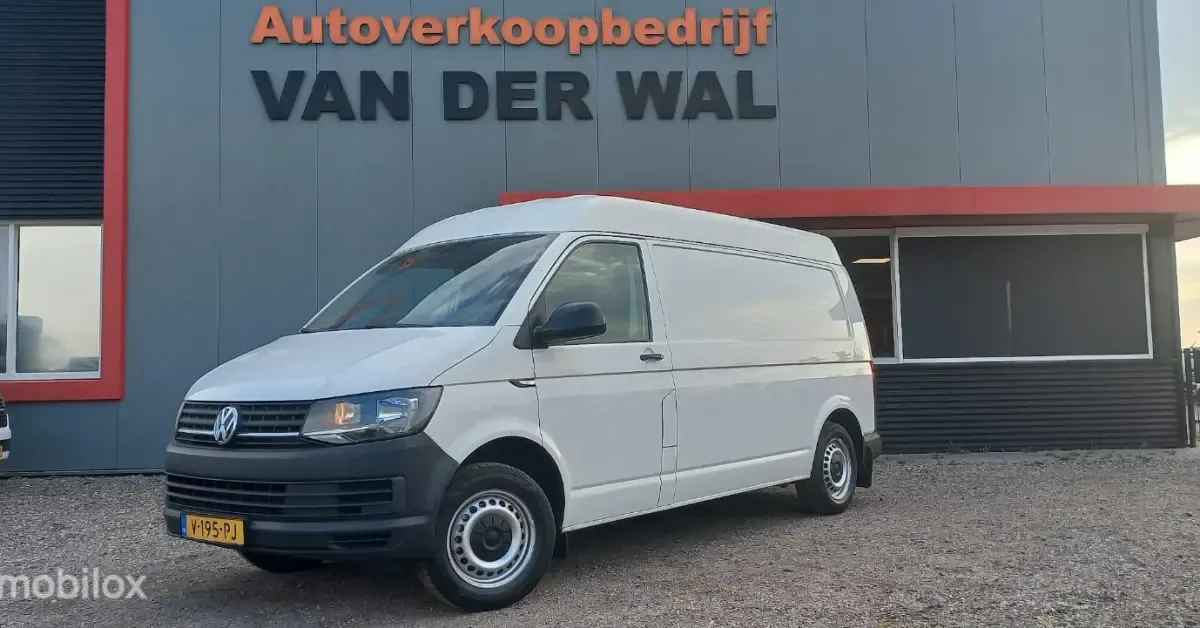 Volkswagen Transporter (2016) — foto 1