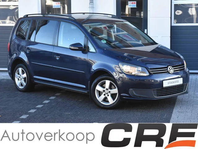 Volkswagen Touran (2014) — foto 1