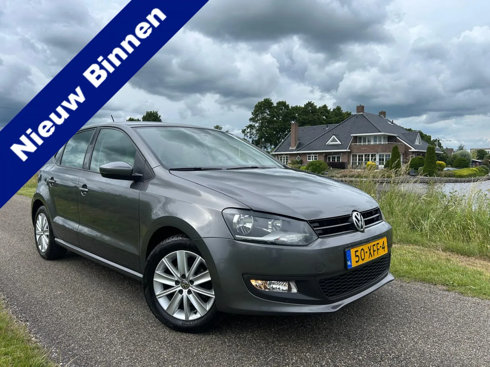 Volkswagen Polo (2012) — foto 1