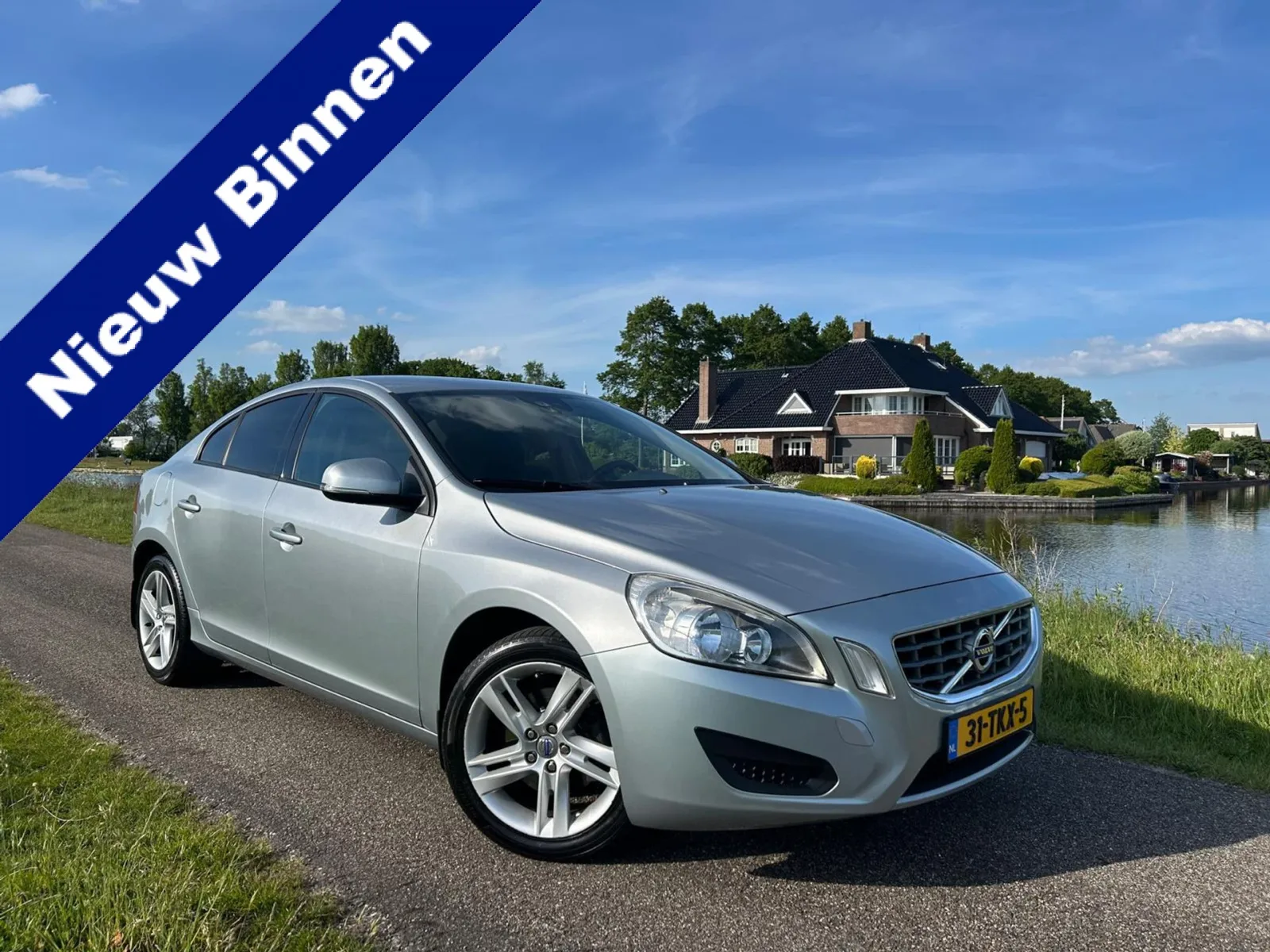 Volvo S60 (2012) — foto 1