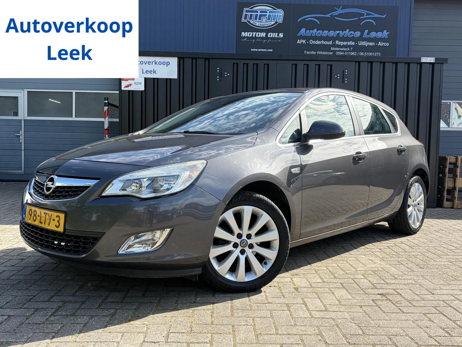 Opel Astra (2010) — foto 1