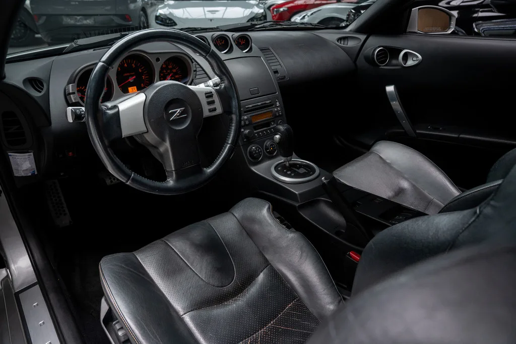 NISSAN 350Z 3.5L V6 280CH