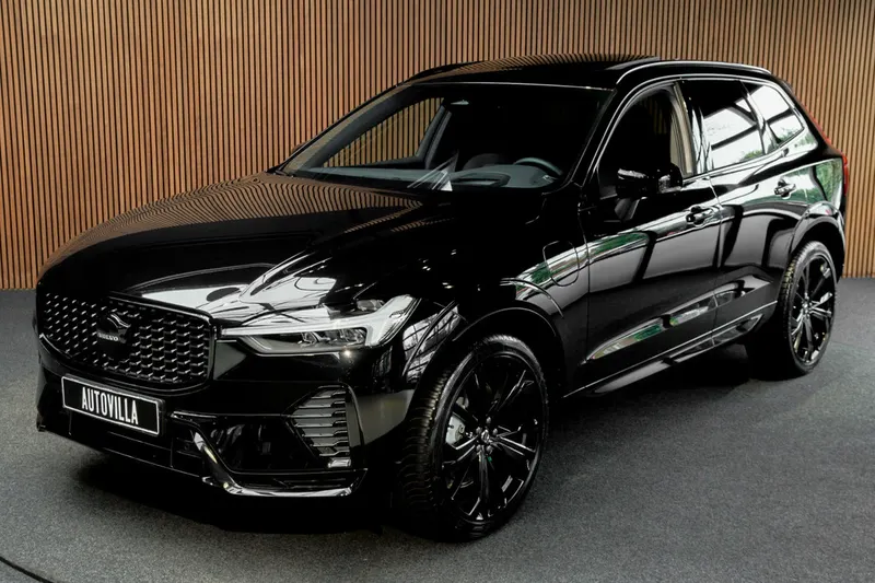 Volvo XC60 (2025)