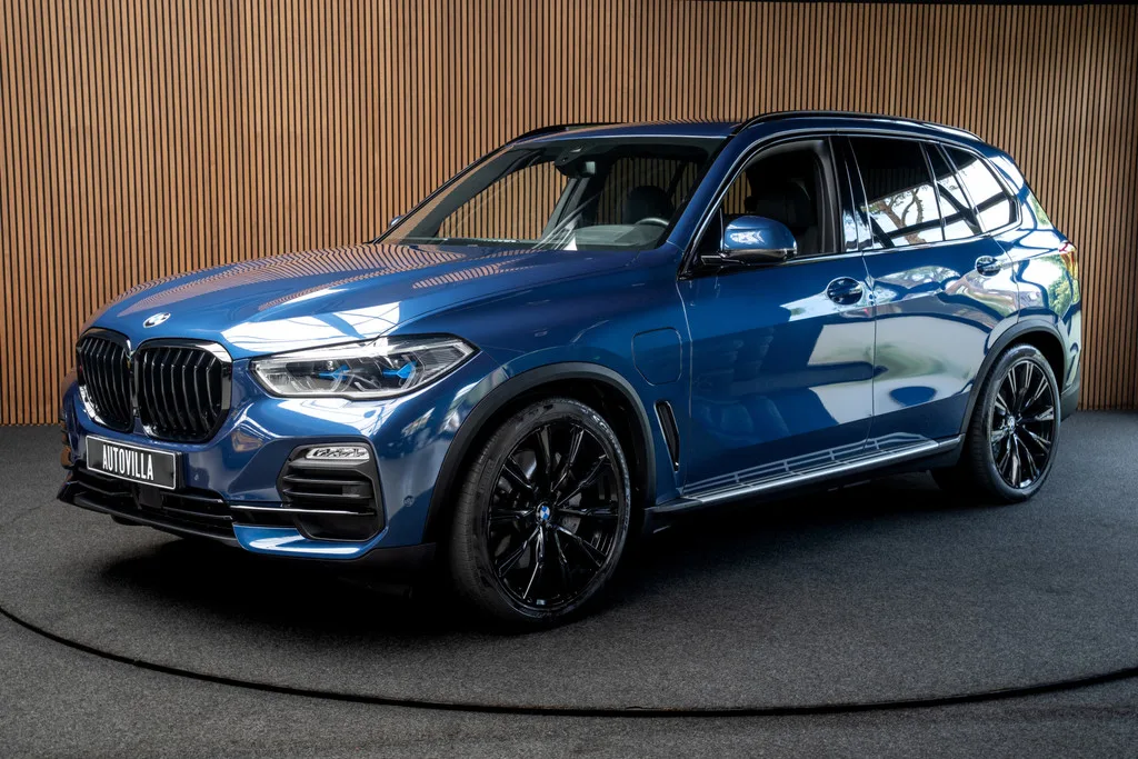 BMW X5 (2021) — foto 1