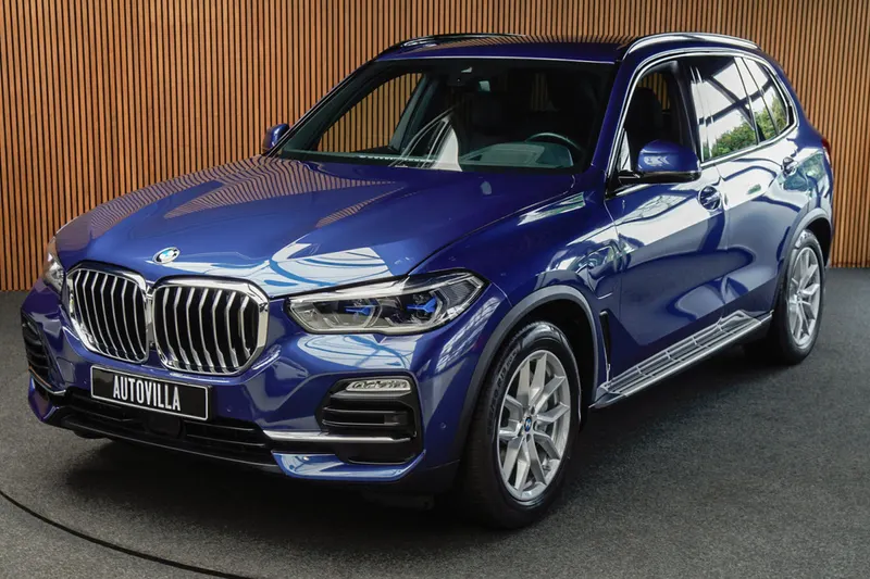 BMW X5 (2021)