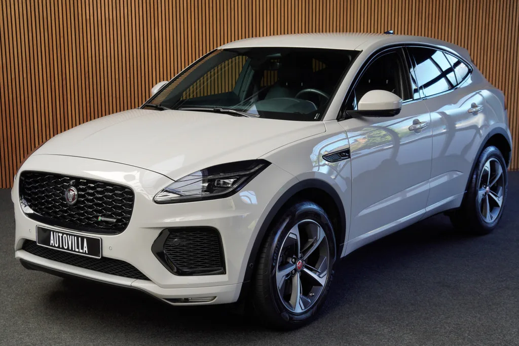 Jaguar E-Pace (2021) — foto 1