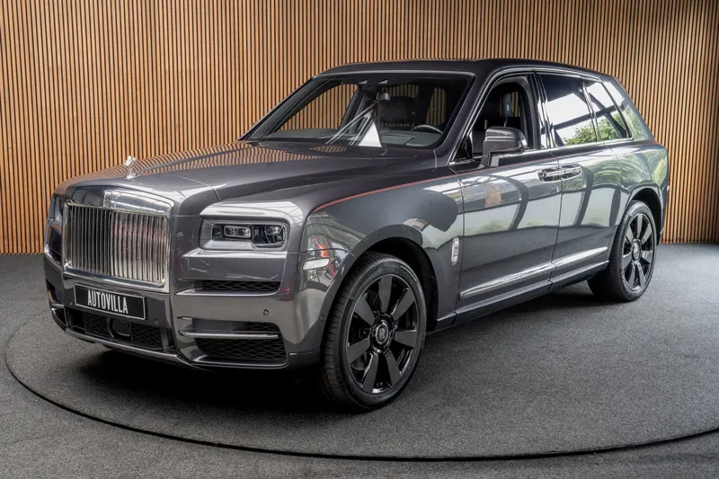 Rolls-Royce Cullinan (2019)