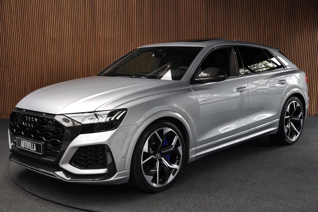 Audi RS Q8 (2021) — foto 1