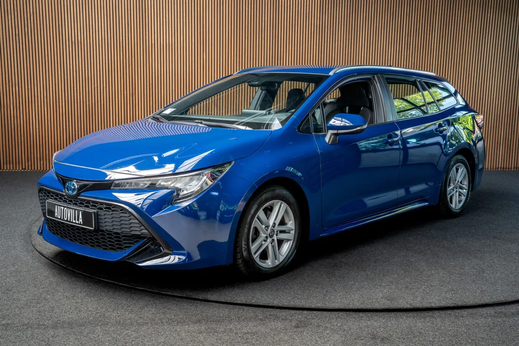 Toyota Corolla (2020) — foto 1