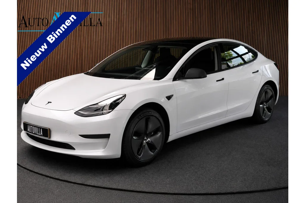 Tesla Model (2023) — foto 1