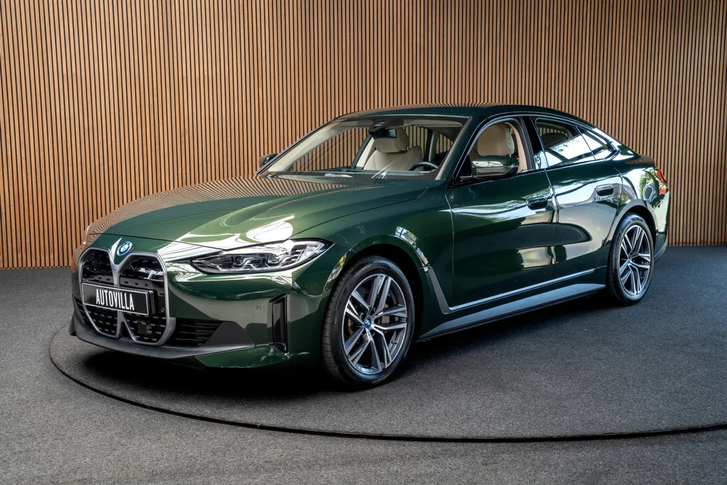 BMW i4 (2023) — foto 1