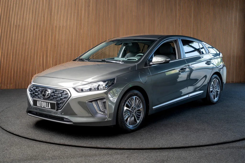 Hyundai Ioniq (2022) — foto 1