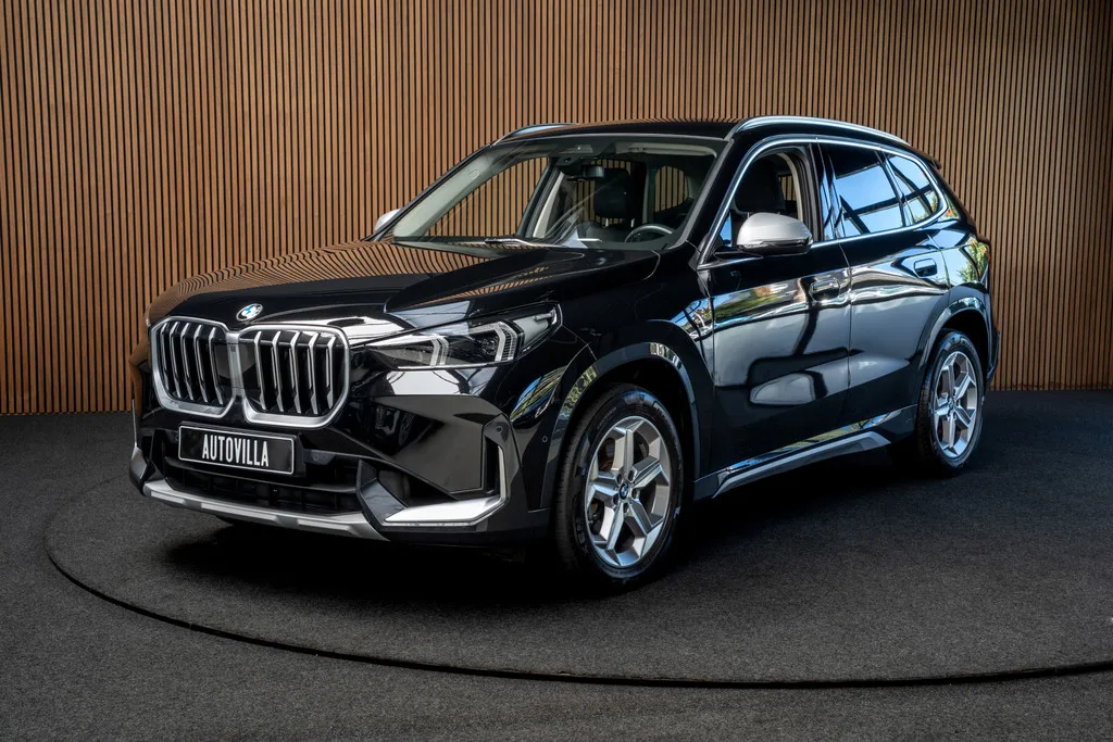 BMW X1 (2023) — foto 1
