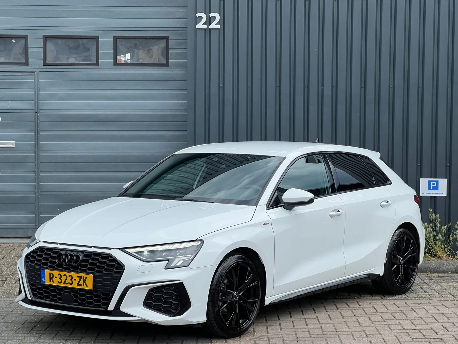 Audi A3 (2023) — foto 1