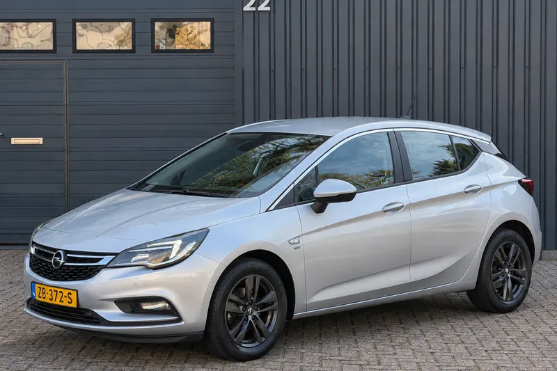 Opel Astra (2019)