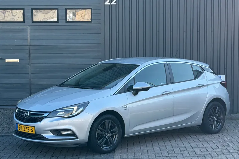 Opel Astra (2019)