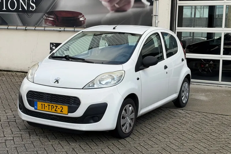 Peugeot 107 (2012)